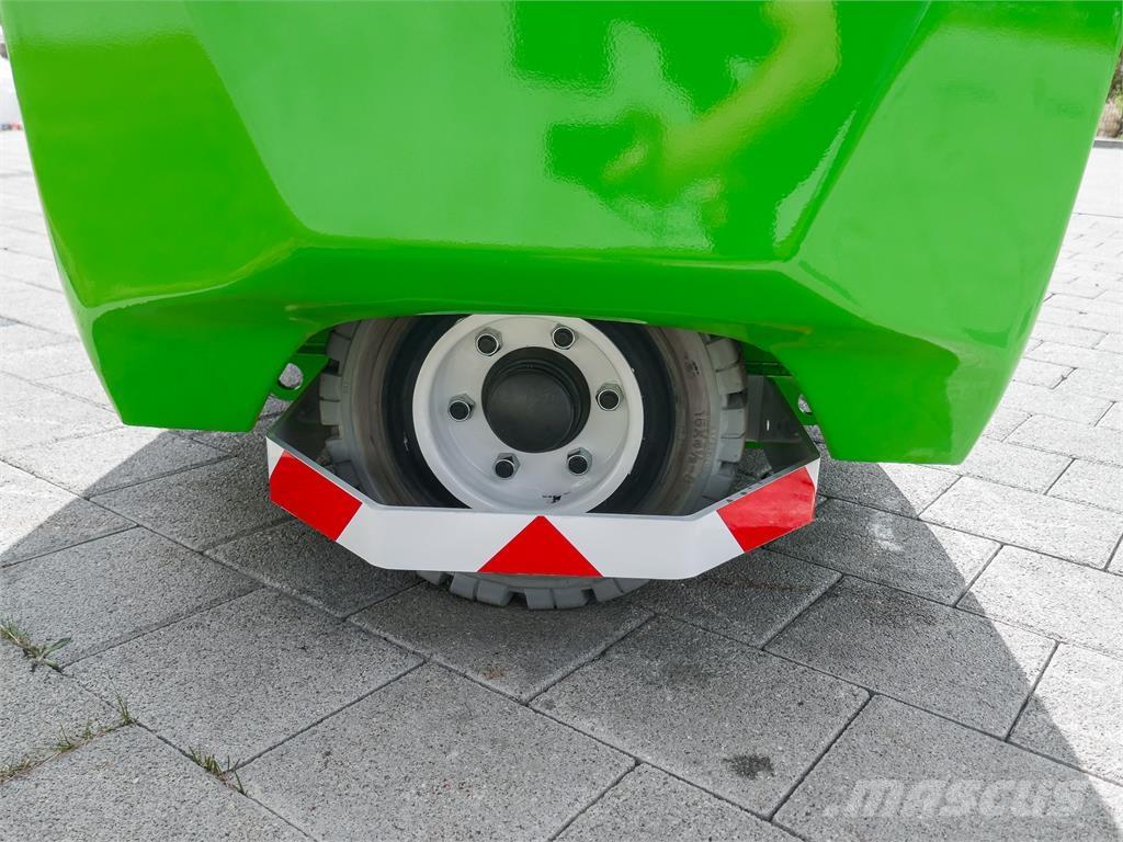 JMG MC 25S Teleskopické manipulátory