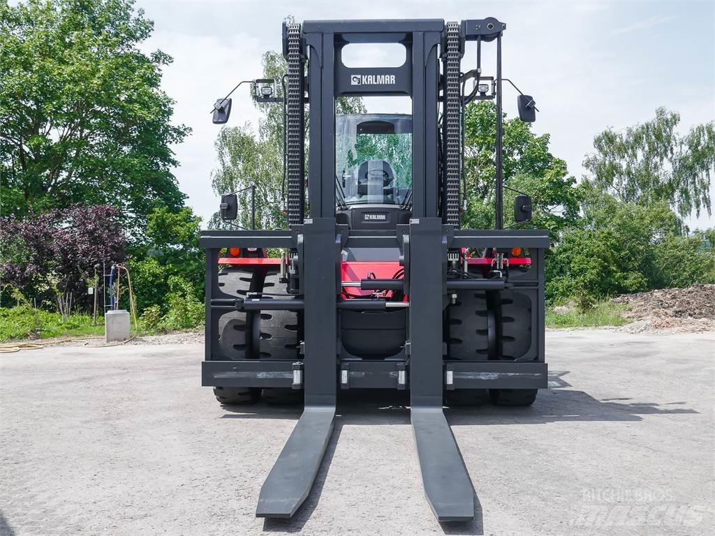 Kalmar DCG 330-12 Dieselové vozíky