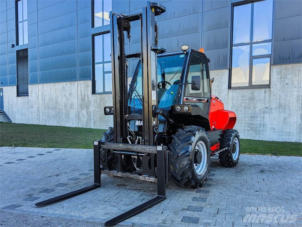 Manitou M 30-4 Terénní vysokozdvižné vozíky