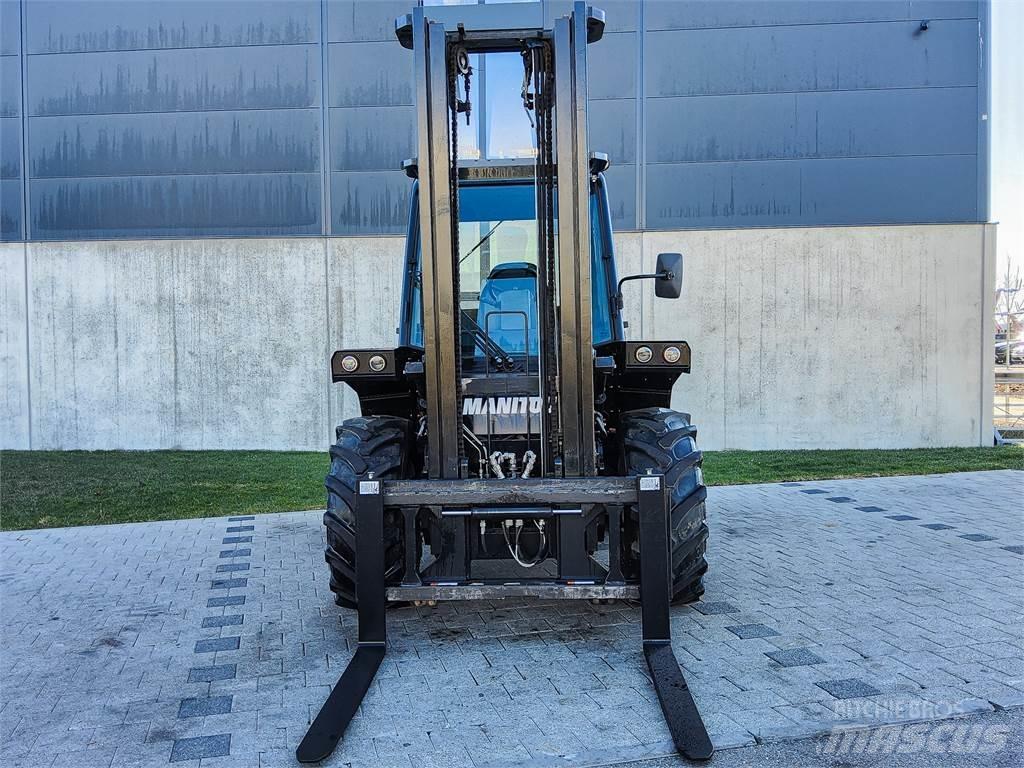 Manitou M 30-4 Terénní vysokozdvižné vozíky