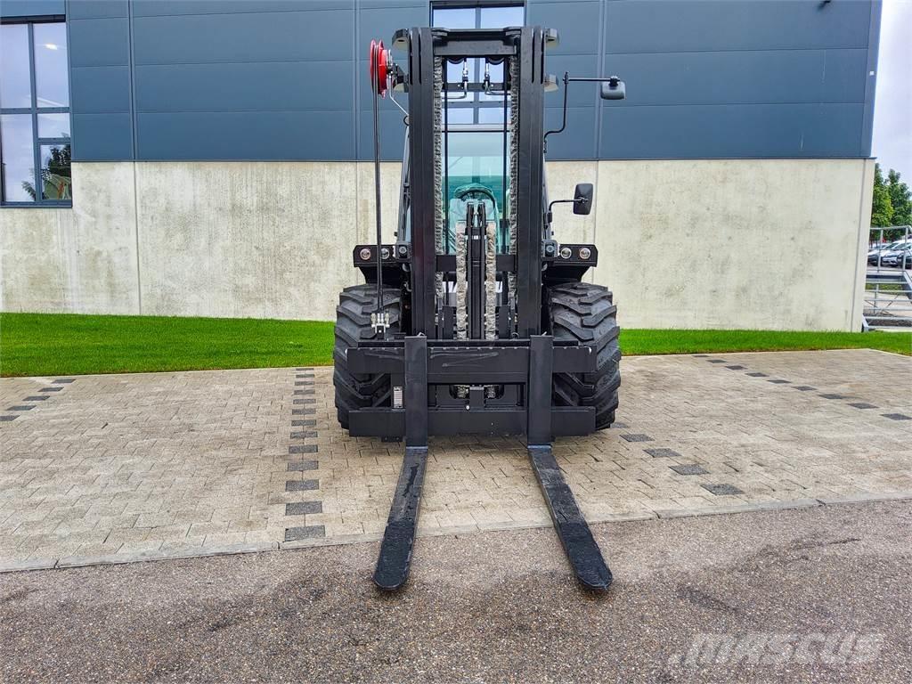 Manitou M 50-4 Terénní vysokozdvižné vozíky