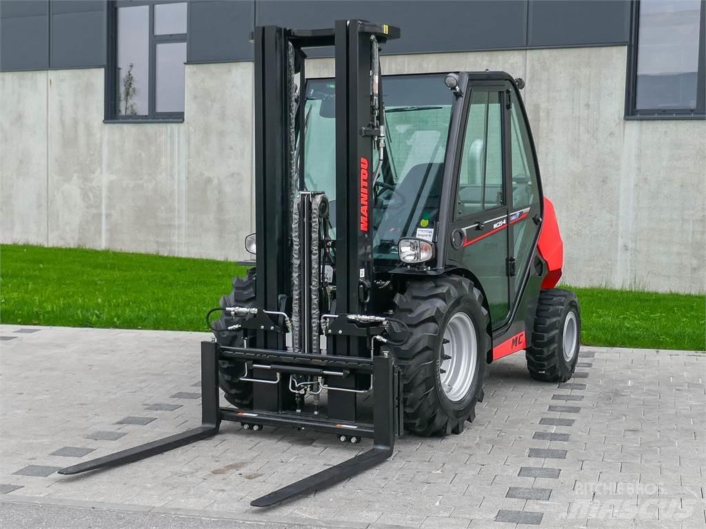 Manitou MC 25-4 Terénní vysokozdvižné vozíky
