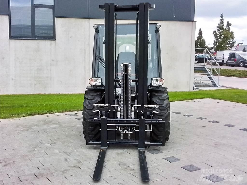 Manitou MC 25-4 Terénní vysokozdvižné vozíky