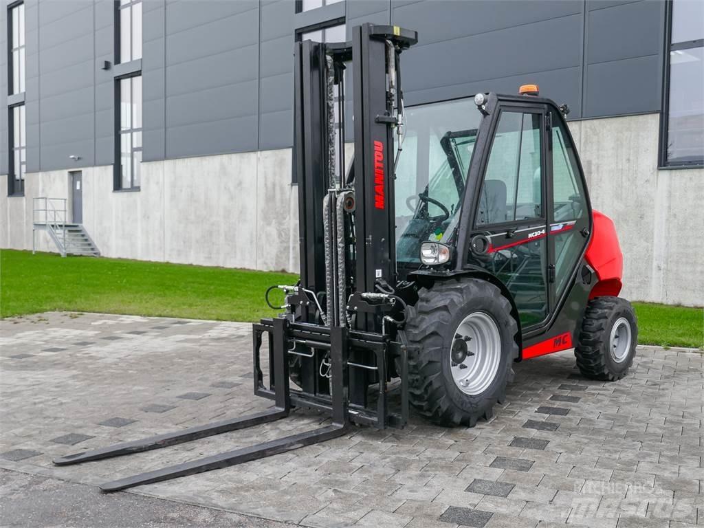 Manitou MC 30-4 Terénní vysokozdvižné vozíky