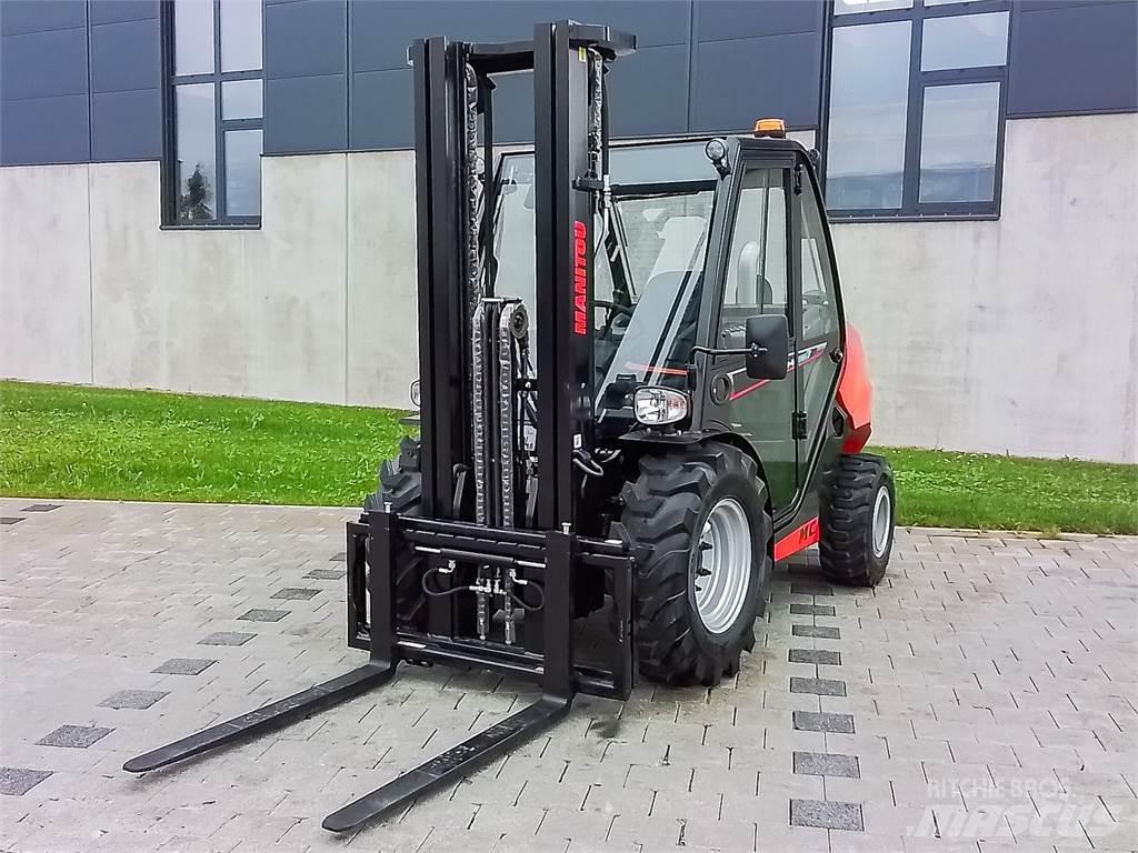 Manitou MC 30-4 Terénní vysokozdvižné vozíky