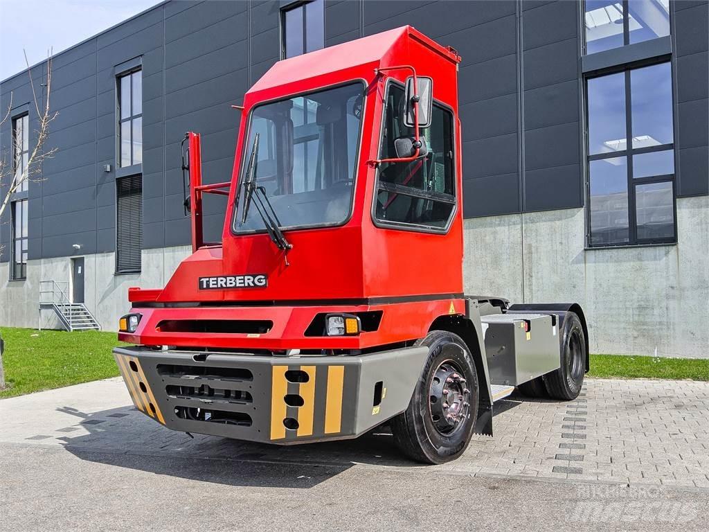 Terberg YT 220 Terminálový tahač