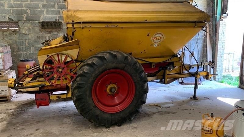 Bredal B 4 Rozmetadlo minerálních hnojiv