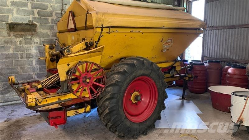 Bredal B 4 Rozmetadlo minerálních hnojiv