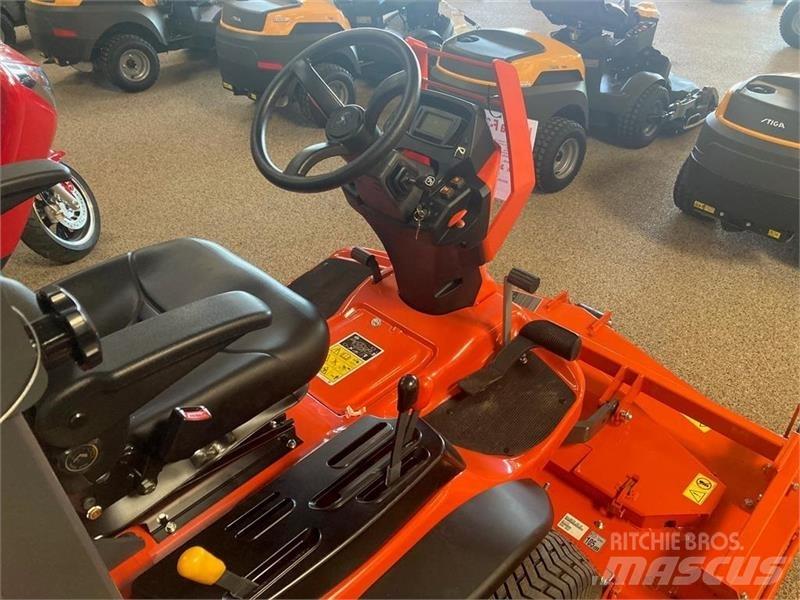 Kubota F-391 Samojízdné sekačky