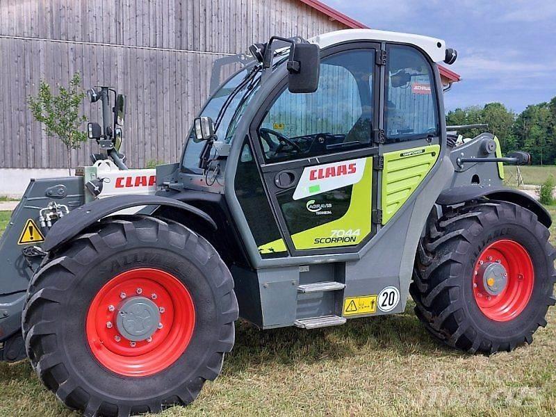 CLAAS Scorpion 7044 Teleskopické manipulátory