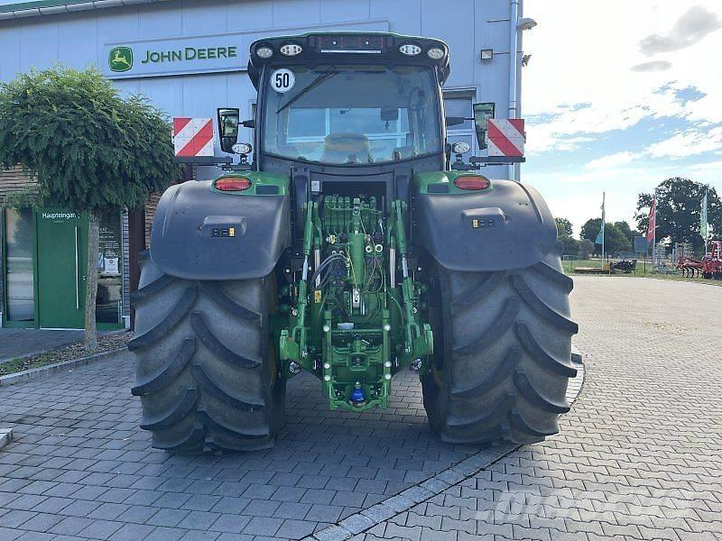 John Deere 6R250 Traktory