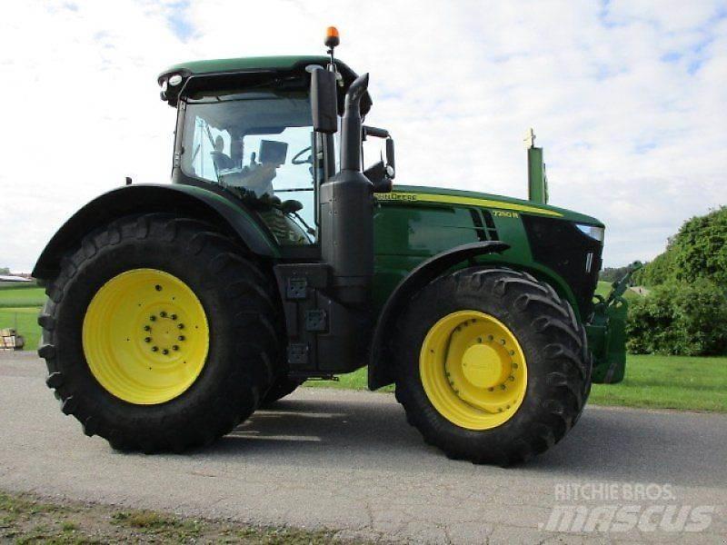 John Deere 7250R Traktory
