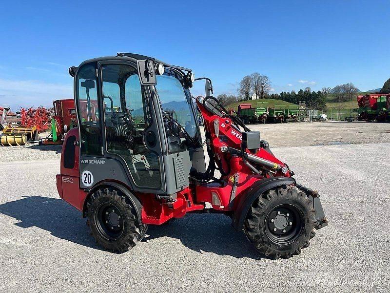 Weidemann 1250 Smykem řízené nakladače