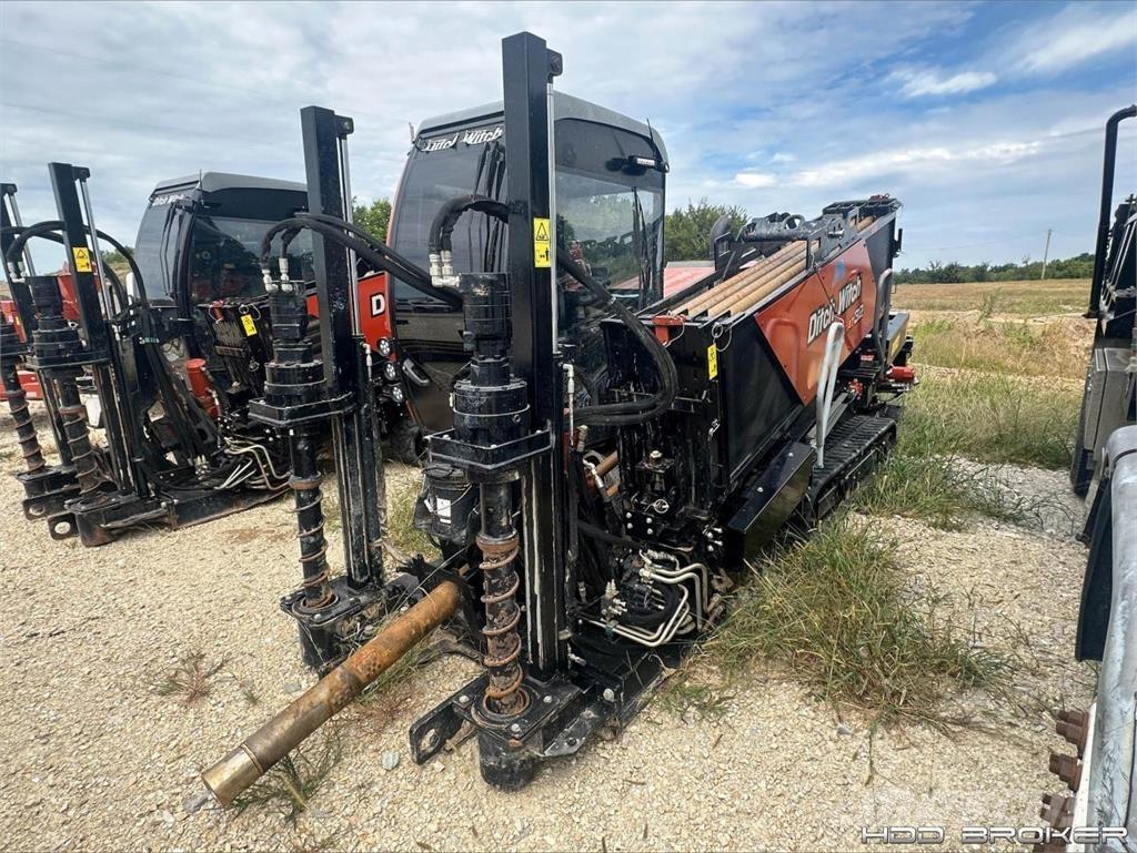 Ditch Witch AT32 Horizontální vrtací zařízení
