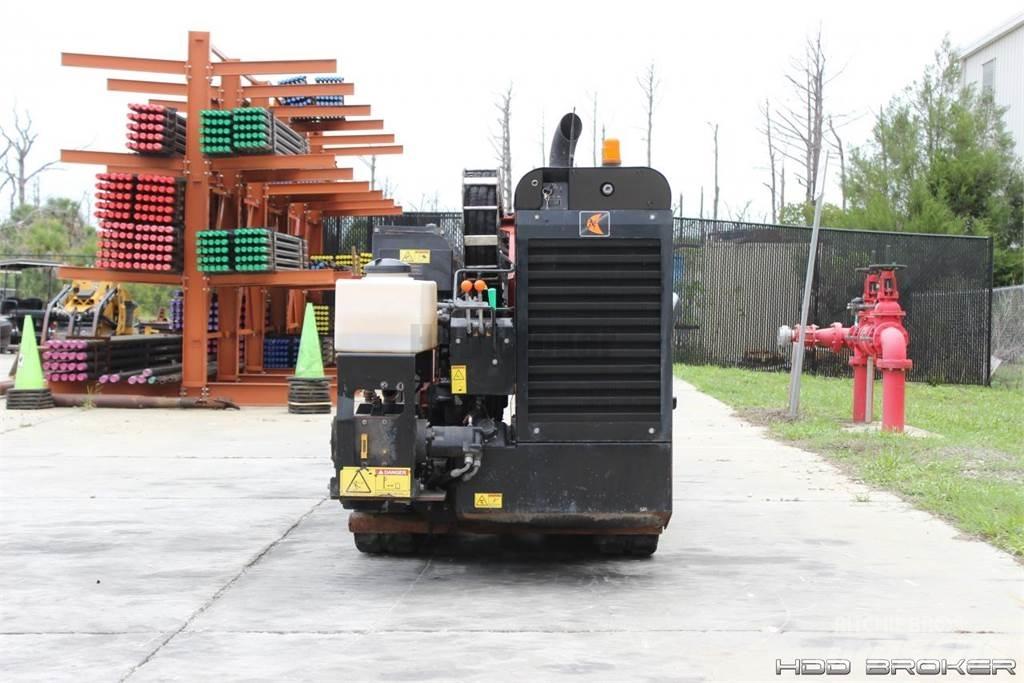 Ditch Witch JT10 Horizontální vrtací zařízení