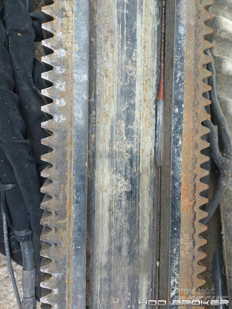 Ditch Witch JT10 Horizontální vrtací zařízení
