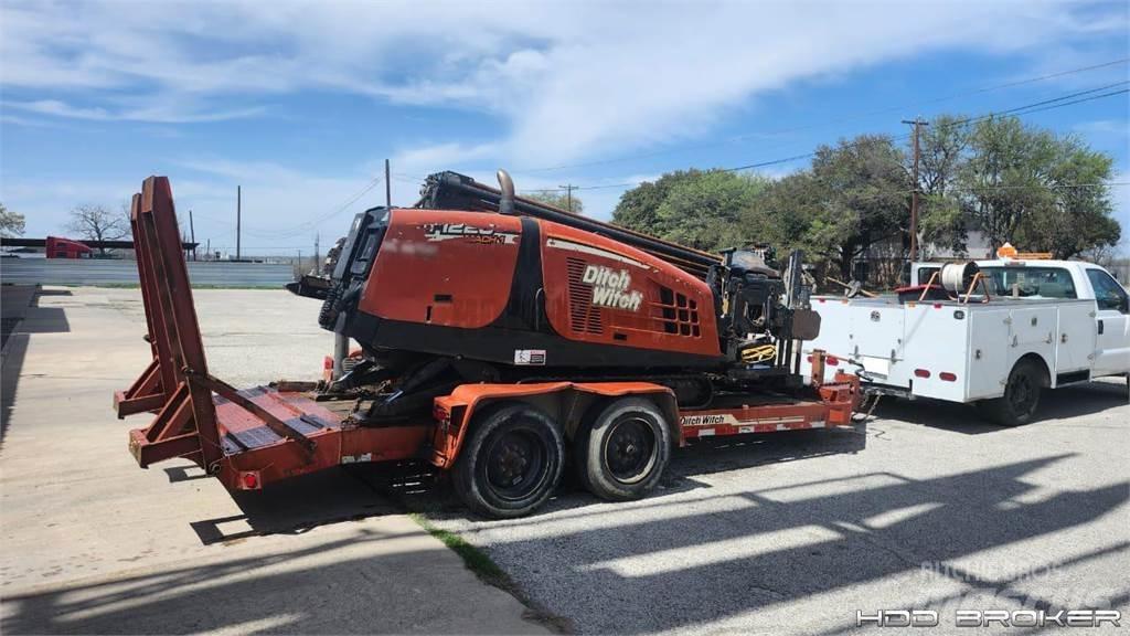 Ditch Witch JT1220 Mach 1 Horizontální vrtací zařízení