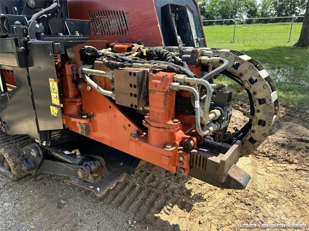 Ditch Witch JT20 Horizontální vrtací zařízení