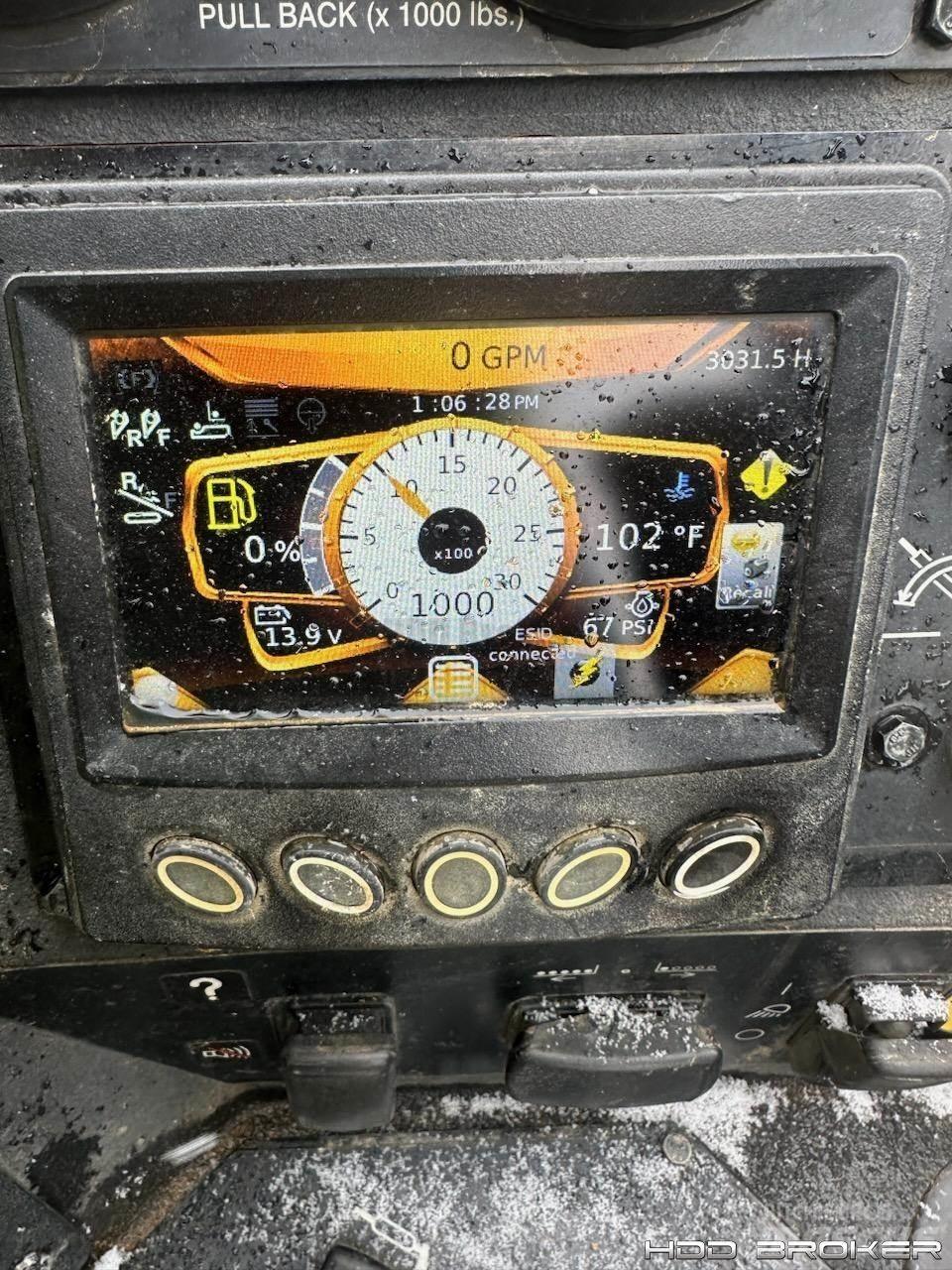 Ditch Witch JT20 Horizontální vrtací zařízení