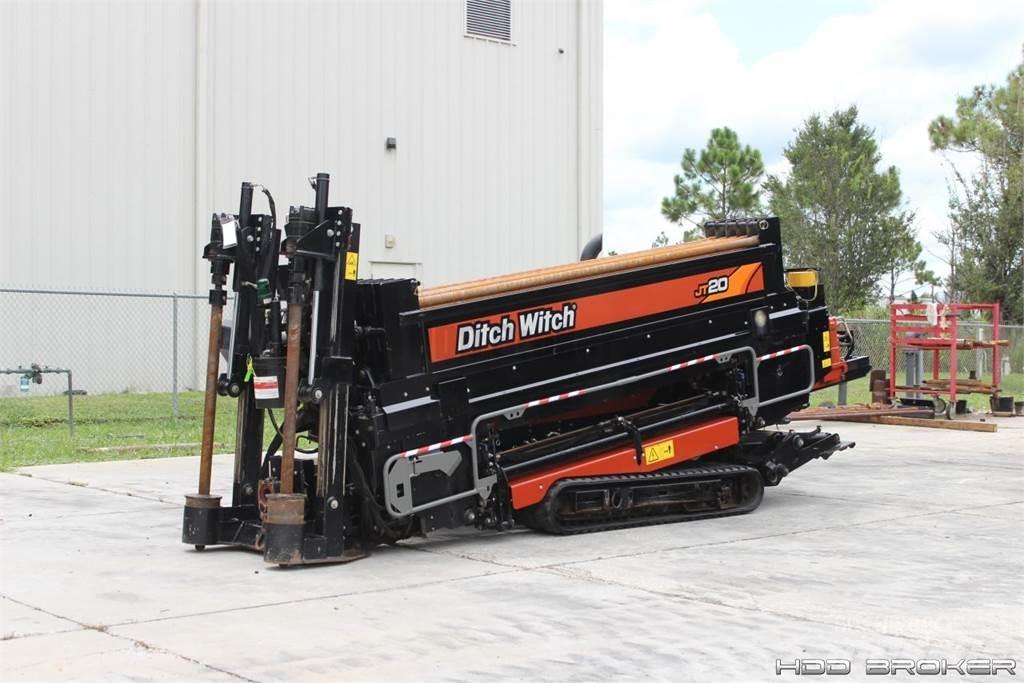 Ditch Witch JT20 Horizontální vrtací zařízení