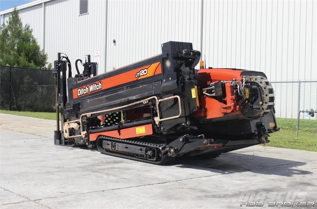 Ditch Witch JT20 Horizontální vrtací zařízení