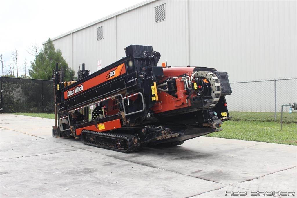 Ditch Witch JT20 Horizontální vrtací zařízení