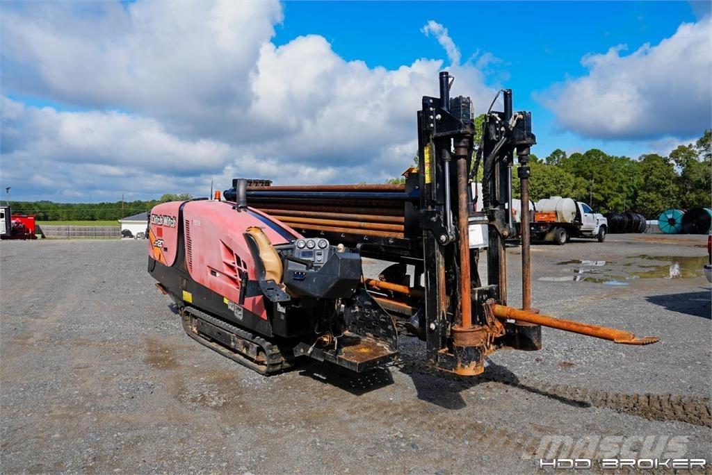 Ditch Witch JT20 Horizontální vrtací zařízení