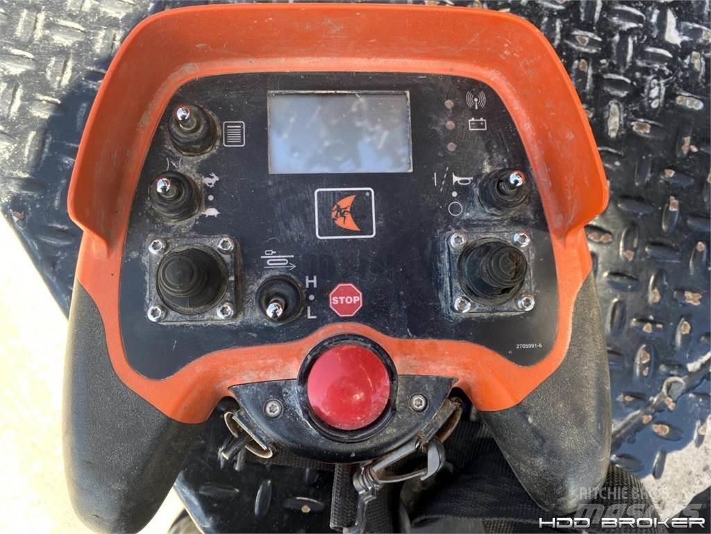 Ditch Witch JT24 Horizontální vrtací zařízení