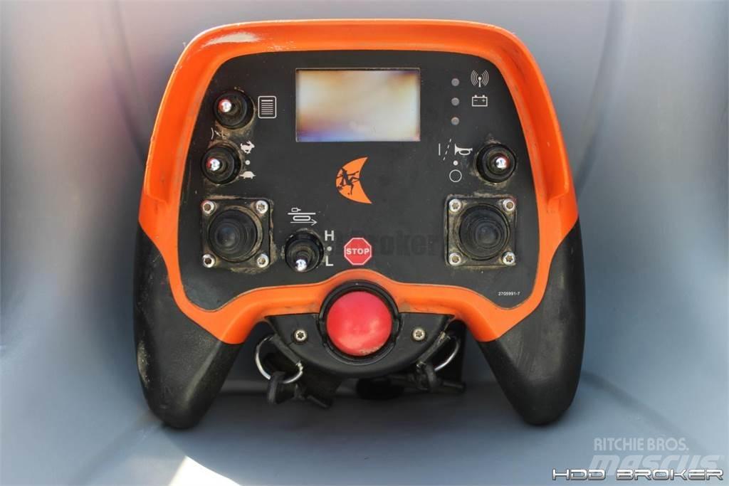 Ditch Witch JT24 Horizontální vrtací zařízení