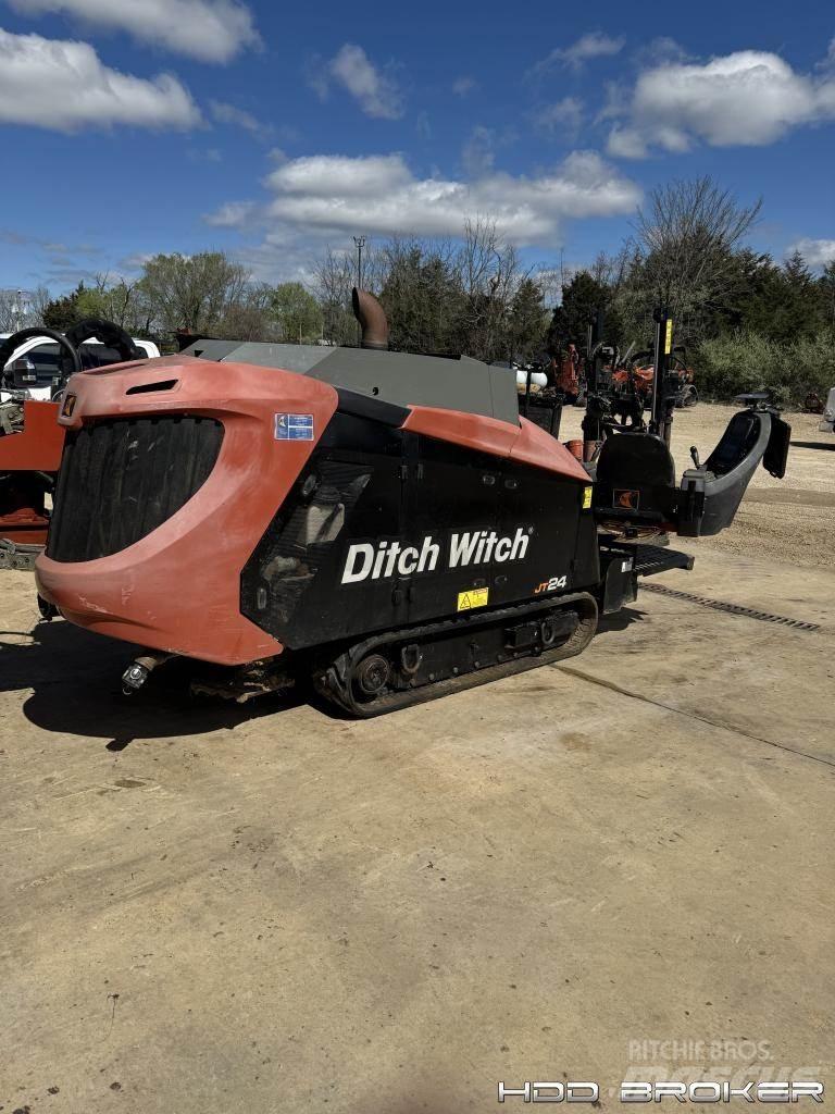 Ditch Witch JT24 Horizontální vrtací zařízení