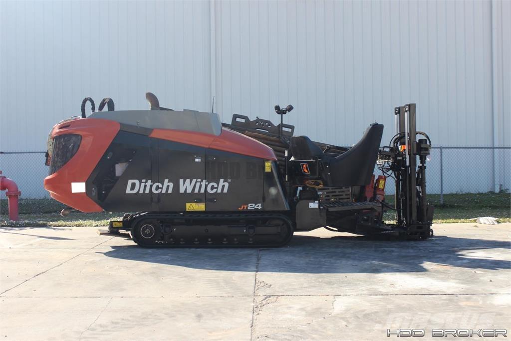 Ditch Witch JT24 Horizontální vrtací zařízení