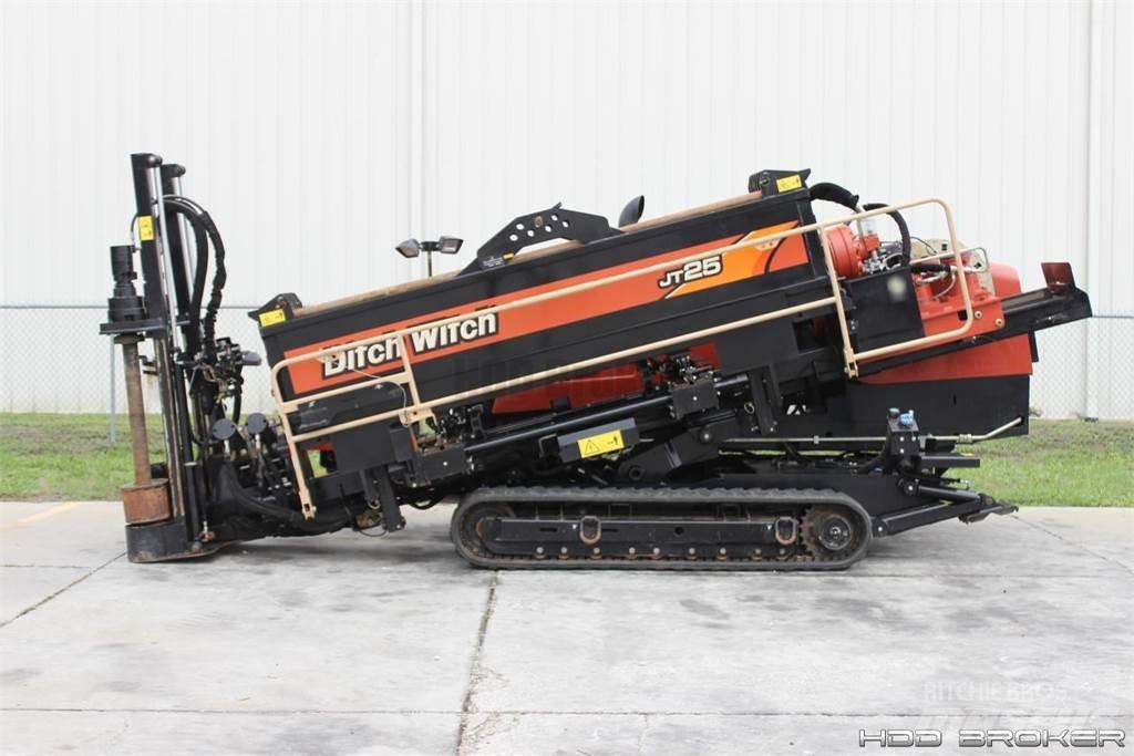 Ditch Witch JT25 Horizontální vrtací zařízení