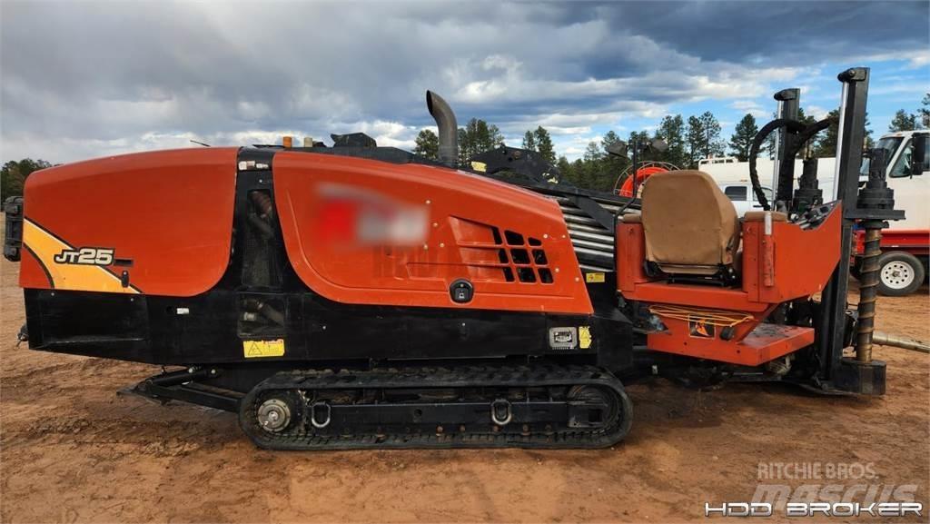 Ditch Witch JT25 Horizontální vrtací zařízení