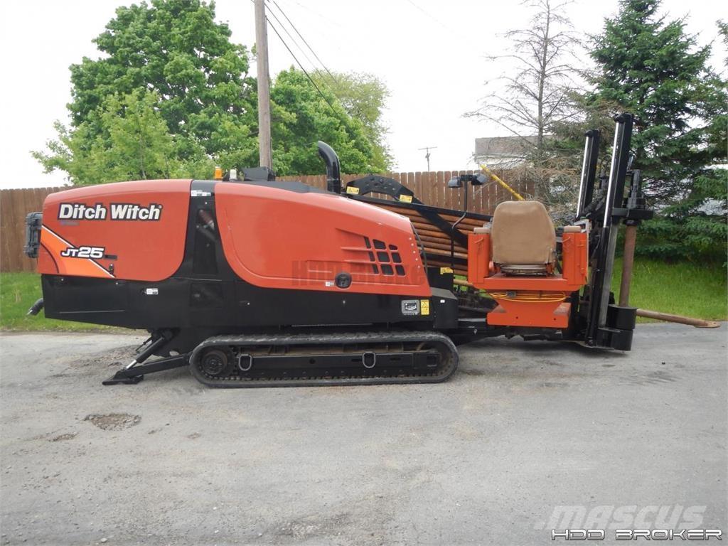 Ditch Witch JT25 Horizontální vrtací zařízení