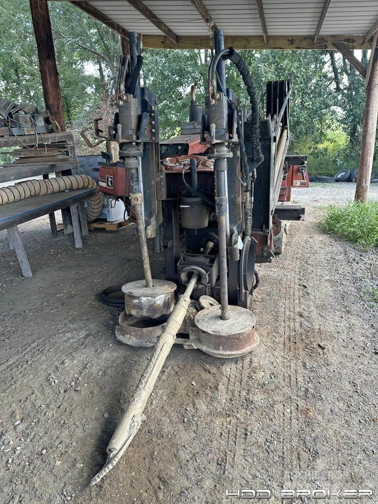 Ditch Witch JT2720 Horizontální vrtací zařízení