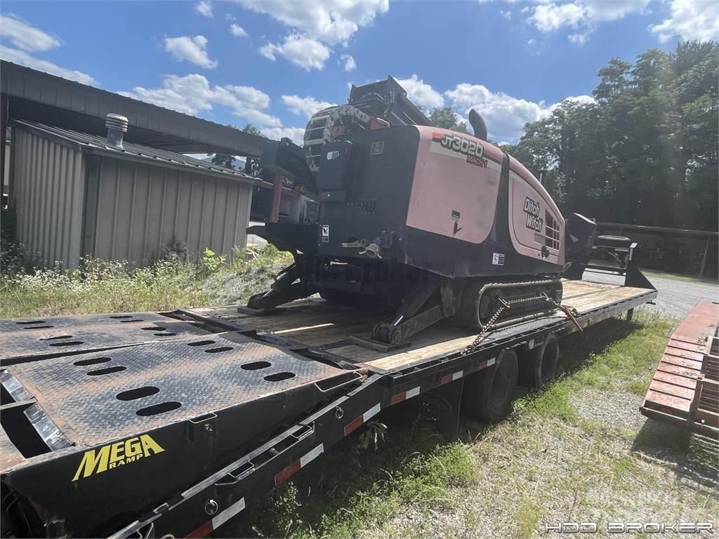 Ditch Witch JT3020 Mach 1 Horizontální vrtací zařízení