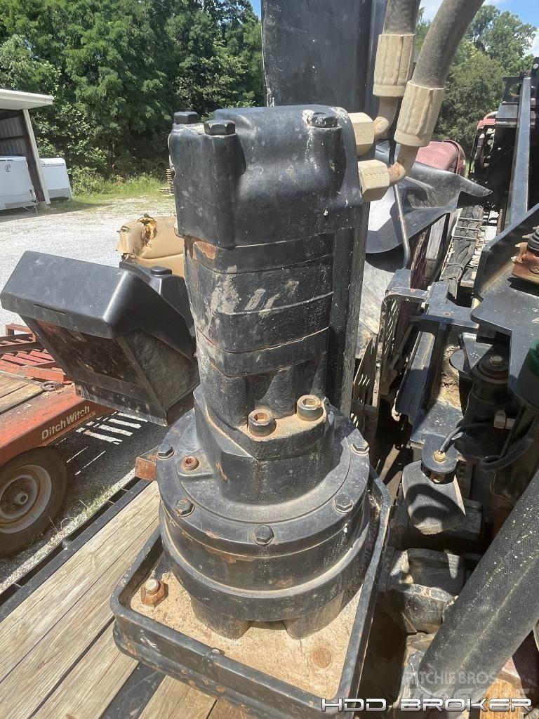 Ditch Witch JT3020 Mach 1 Horizontální vrtací zařízení