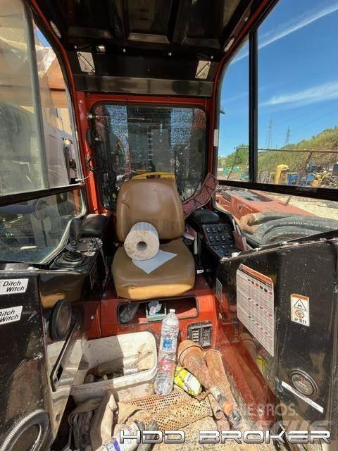 Ditch Witch JT3020 Mach 1 Horizontální vrtací zařízení