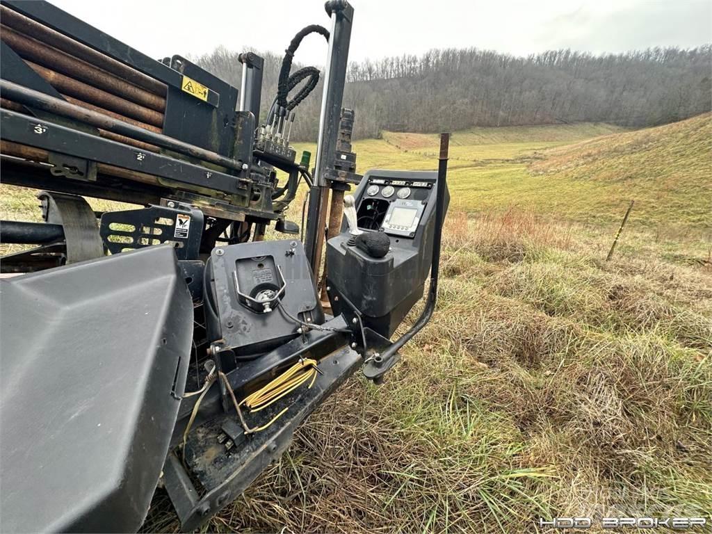 Ditch Witch JT3020 Mach 1 Horizontální vrtací zařízení