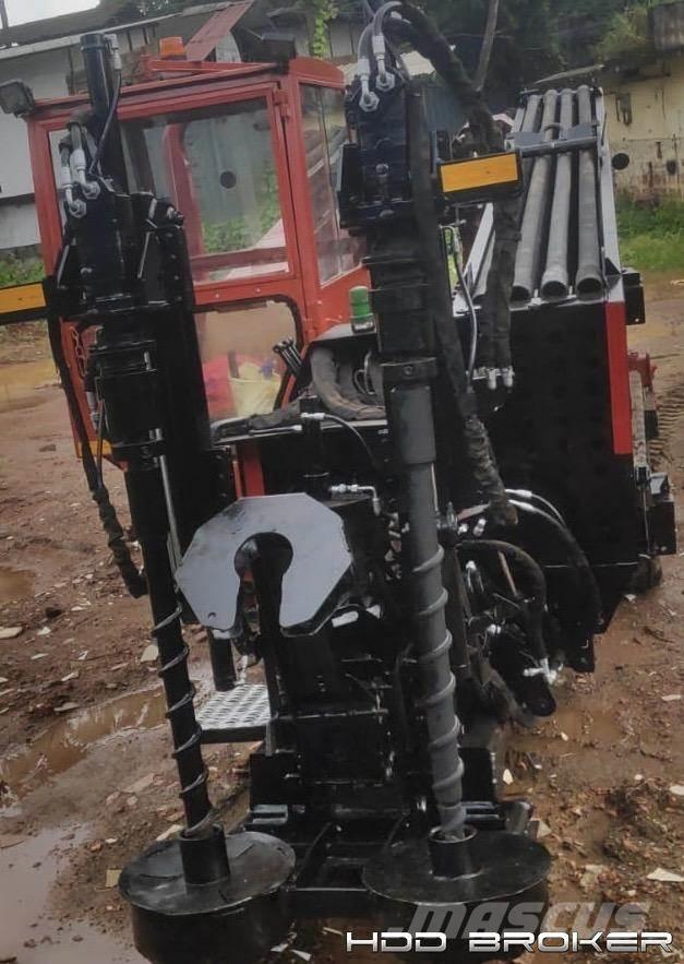 Ditch Witch JT4020 Mach 1 Horizontální vrtací zařízení