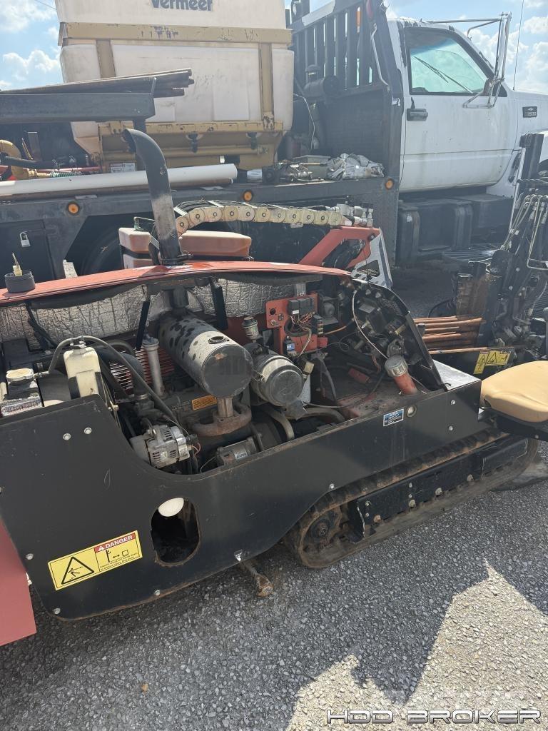 Ditch Witch JT5 Horizontální vrtací zařízení
