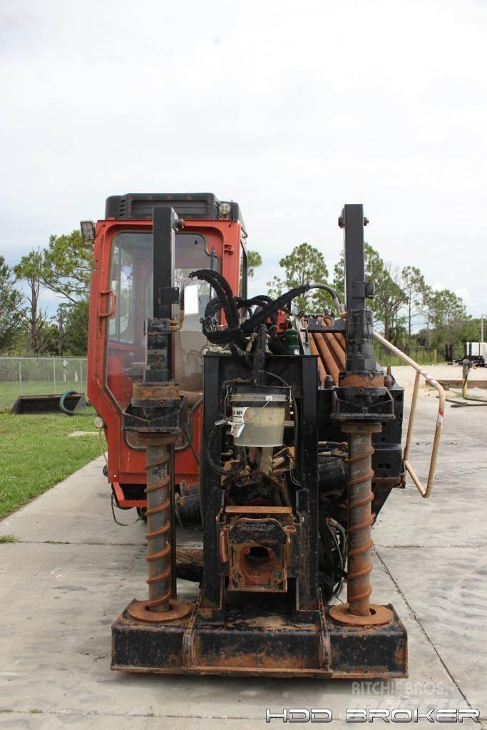 Ditch Witch JT60 Horizontální vrtací zařízení