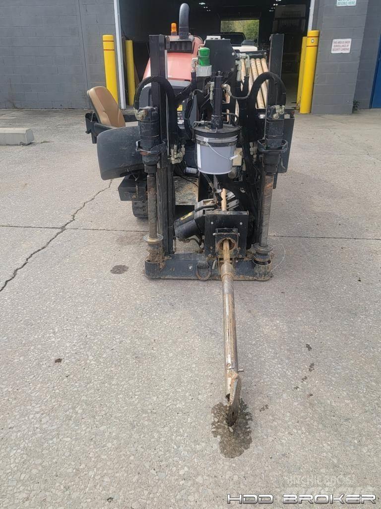 Ditch Witch JT9 Horizontální vrtací zařízení