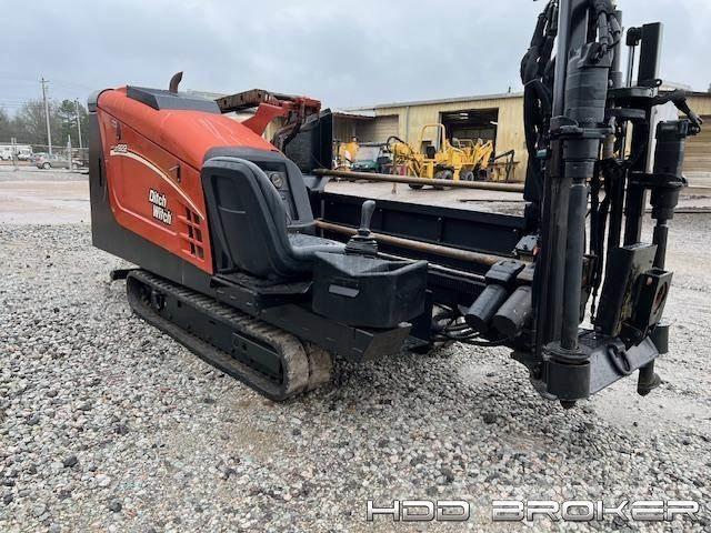Ditch Witch JT922 Horizontální vrtací zařízení