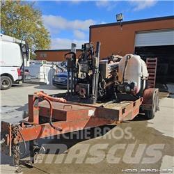Ditch Witch JT922 Horizontální vrtací zařízení