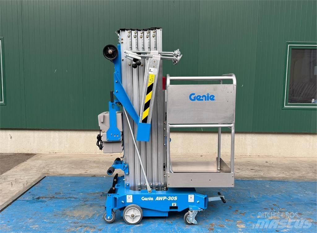 Genie AWP-30S AC Další zvedače a plošiny