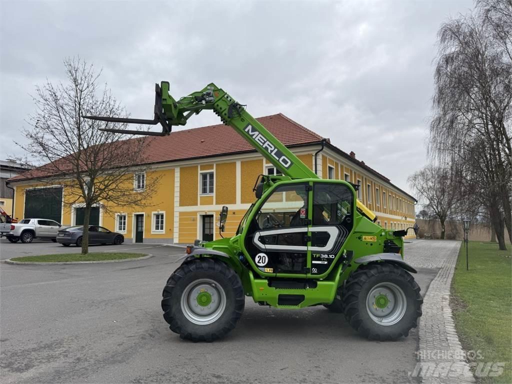 Merlo TF38.10 TT-136 Teleskopické manipulátory