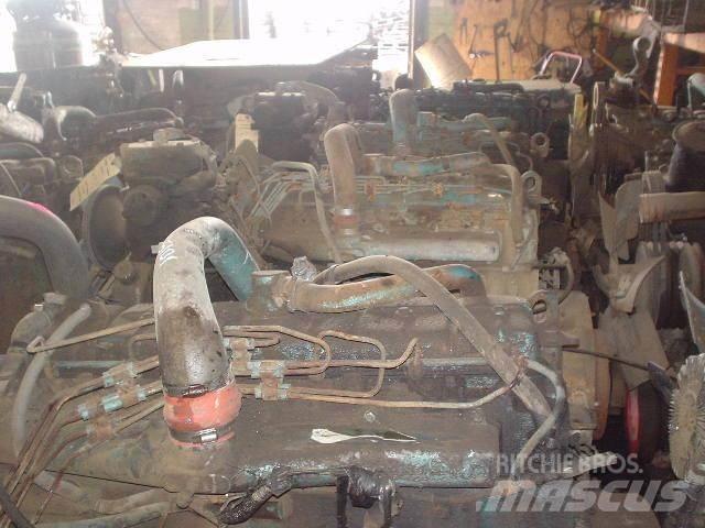 International DT 466C Motory