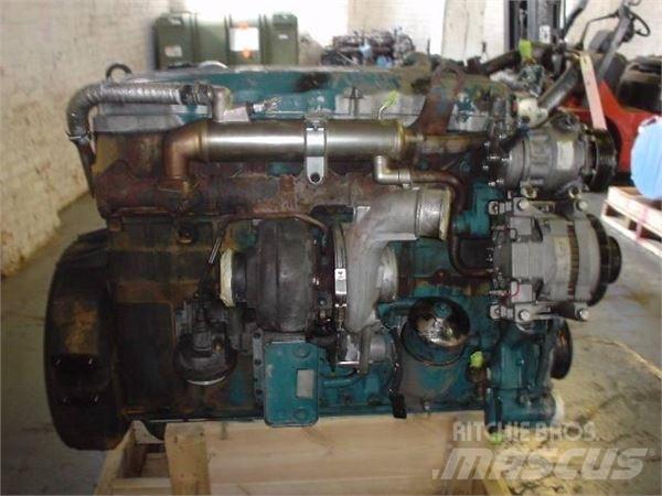 International DT 466E Motory