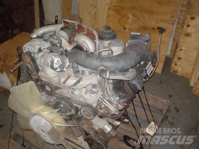 International VT275 Motory